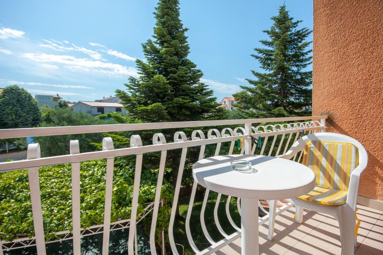 Villa Daniela Brodarica  Extérieur photo