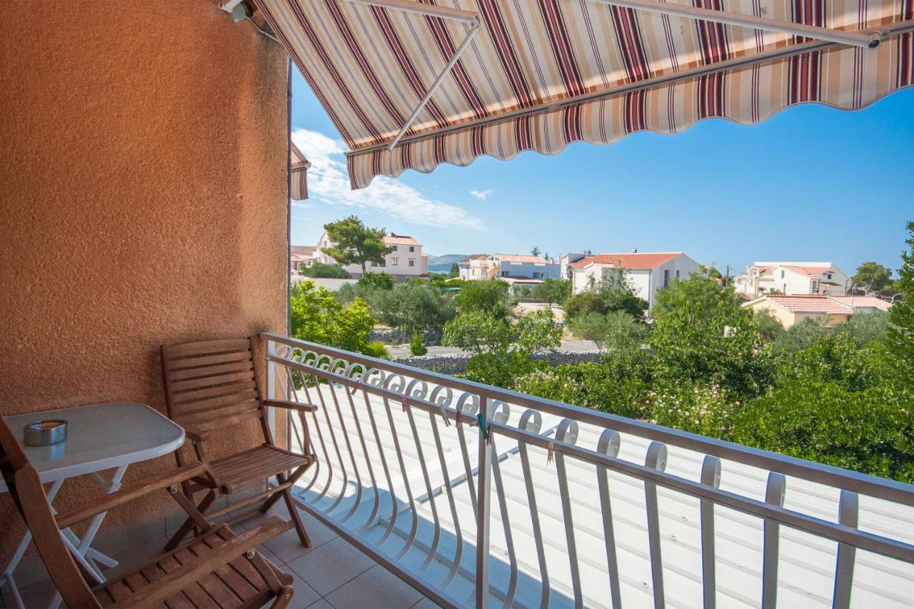 Villa Daniela Brodarica  Extérieur photo