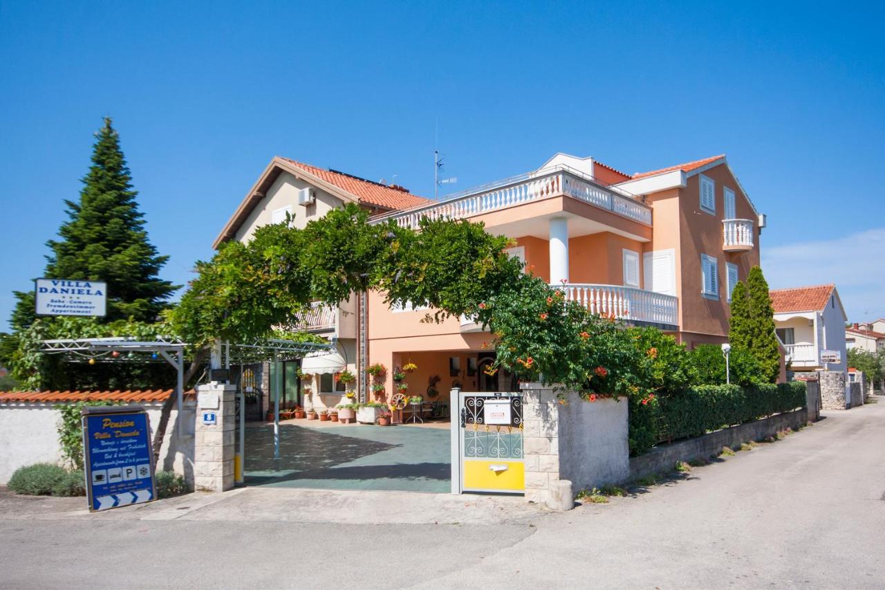 Villa Daniela Brodarica  Extérieur photo