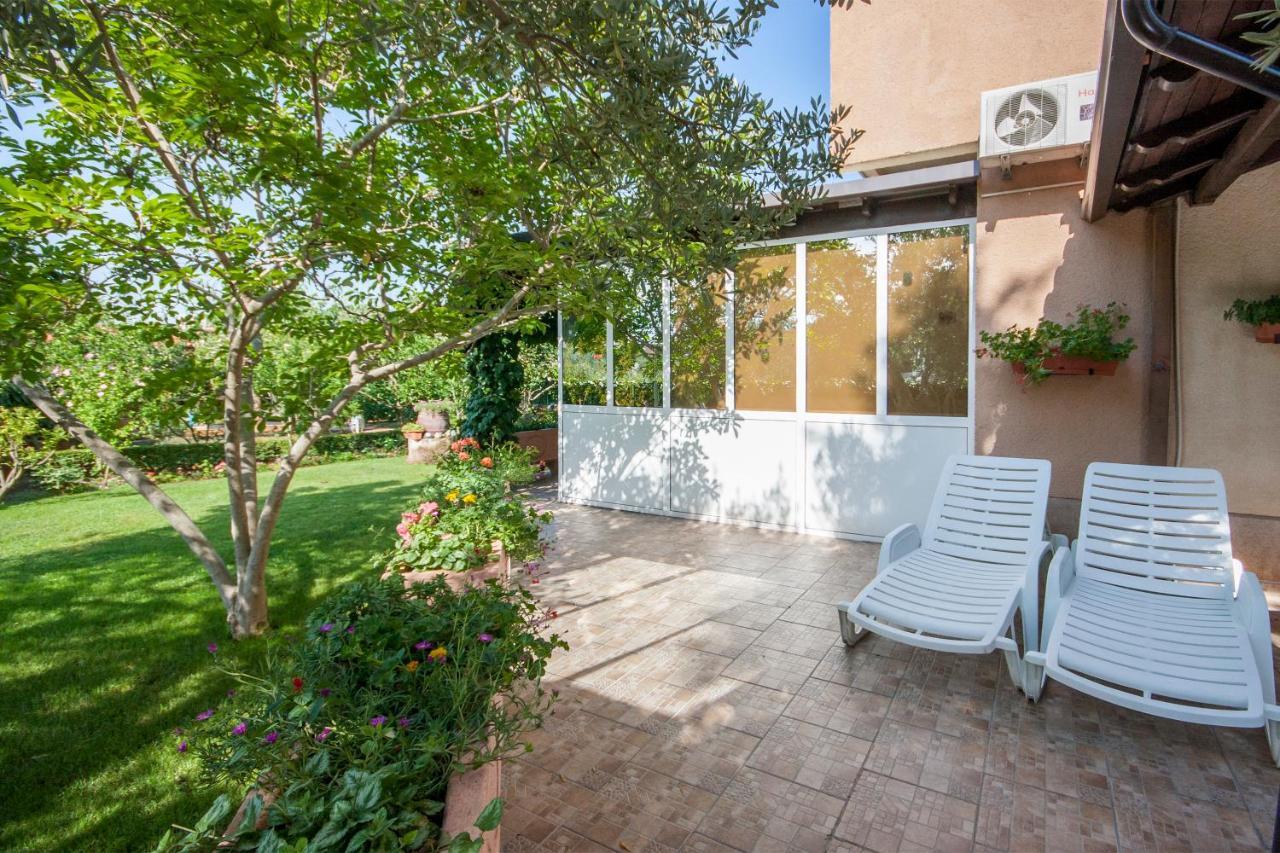 Villa Daniela Brodarica  Extérieur photo